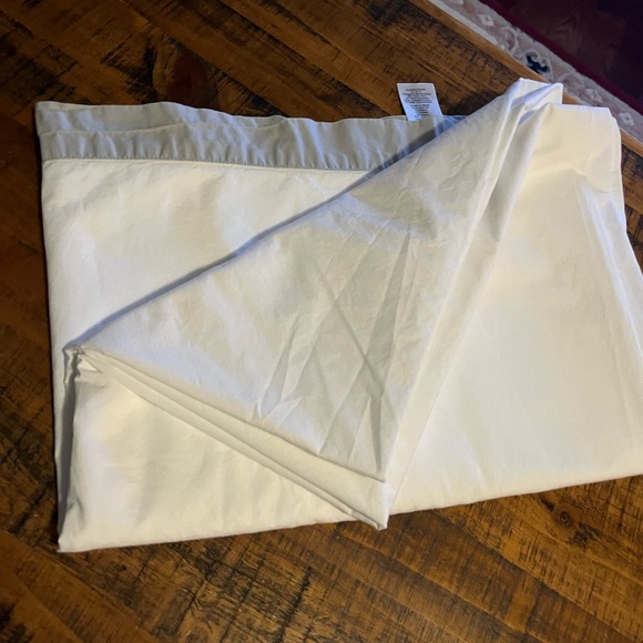 Pottery Barn Teen Twin size XL 100% Organic Cotton Flat sheet - Picture 3 of 15